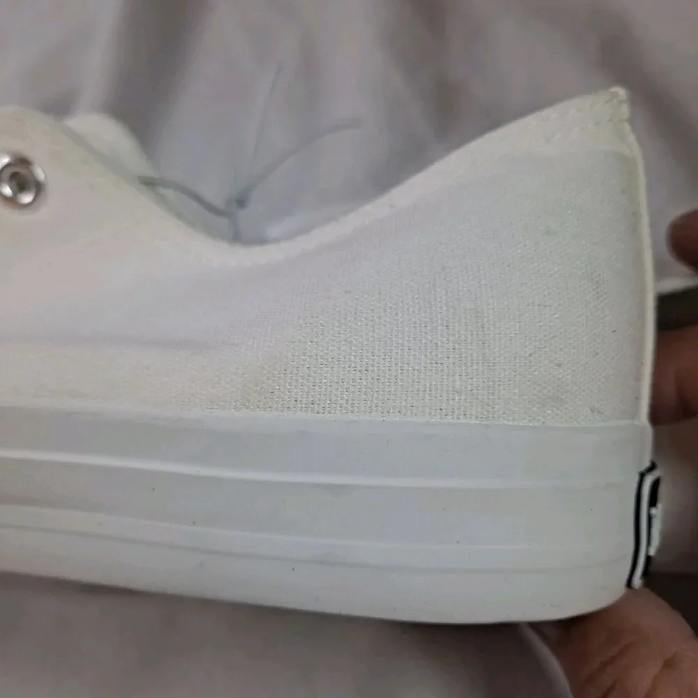 Mudd Ellie-11L Women's Canvas Sneakers Sz 9 White Canvas Lace-Up Low Top Cap Toe - Picture 3 of 11